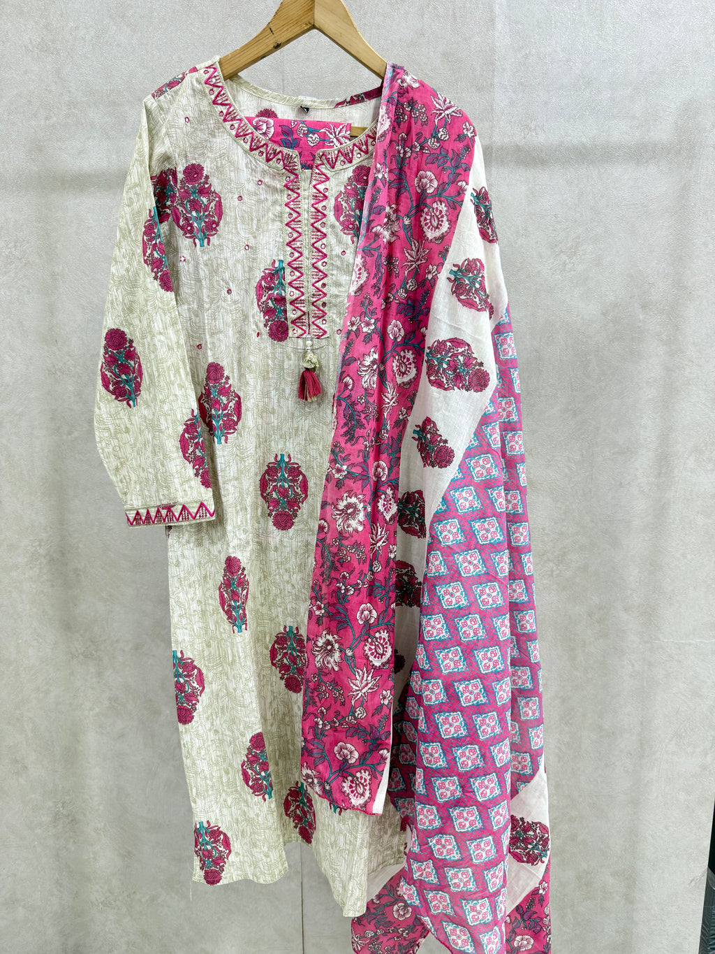 Ivory Bloom Cotton Kurta Set